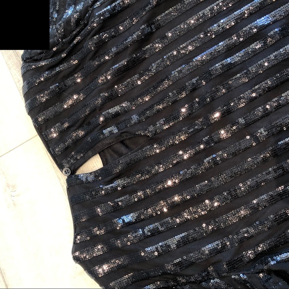 NWT - NY&Company Blouse W/ Sheer Sleeves & Sequins - Picture 7 of 7